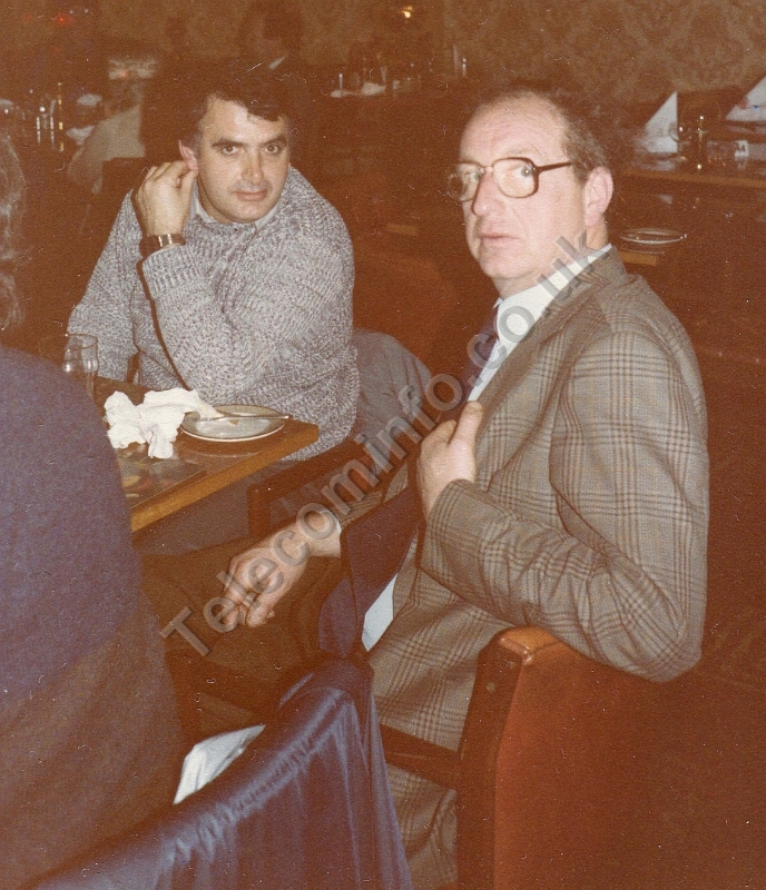 Chest Xmas 1980's (11)